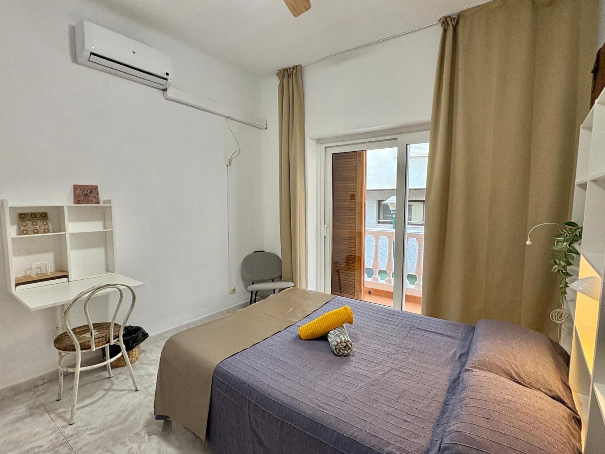 Habitacion En Calle Molino Malaga Exterior photo